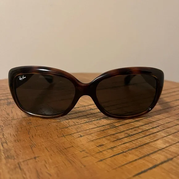 New Ray-Ban Women's Jackie Ohh RB4101 Tortoise Shell Sunglasses - Picture 4 of 10